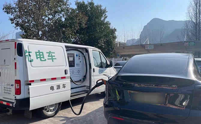 文昌汽车搭电